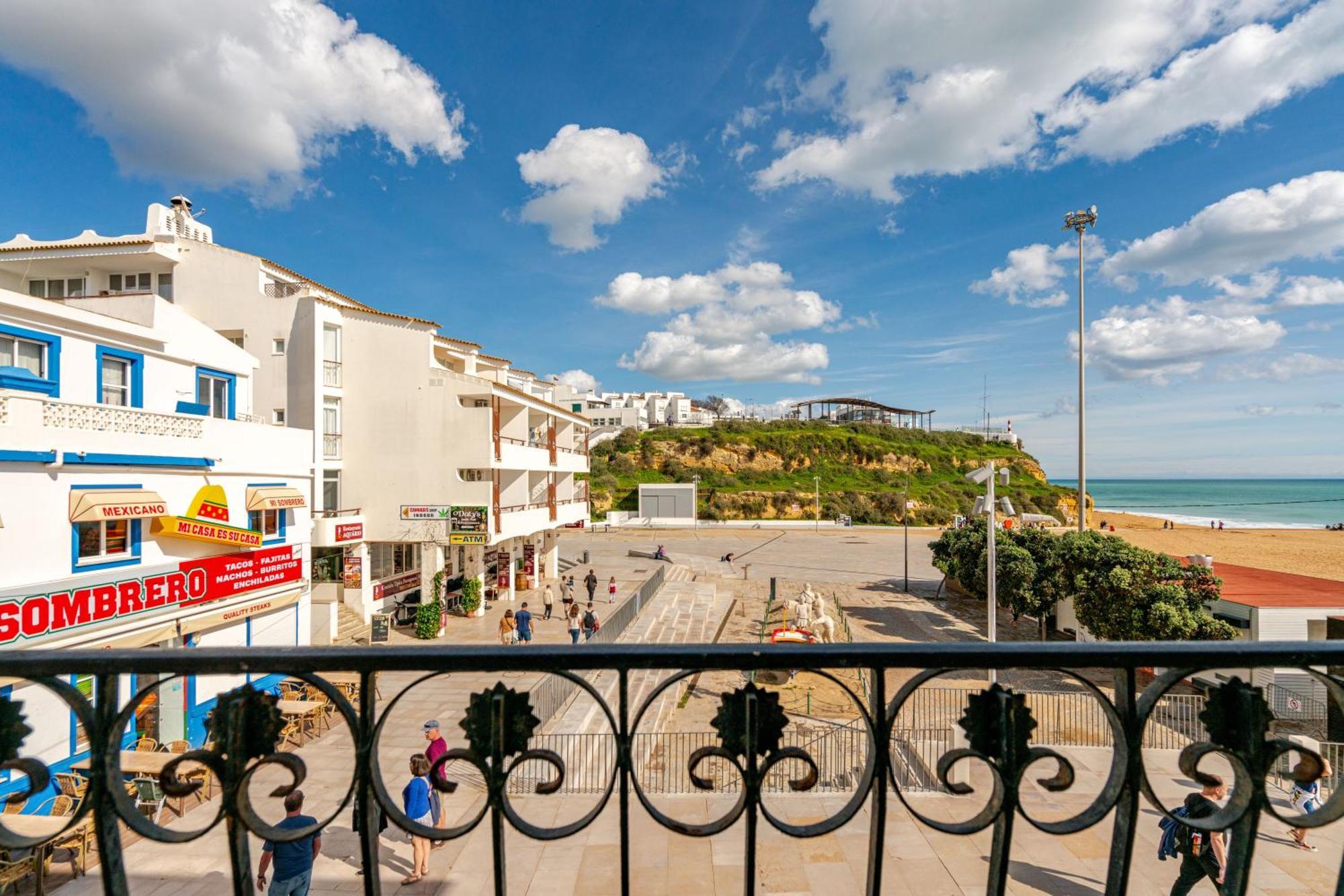 Down Town Beach House Albufeira Eksteriør billede